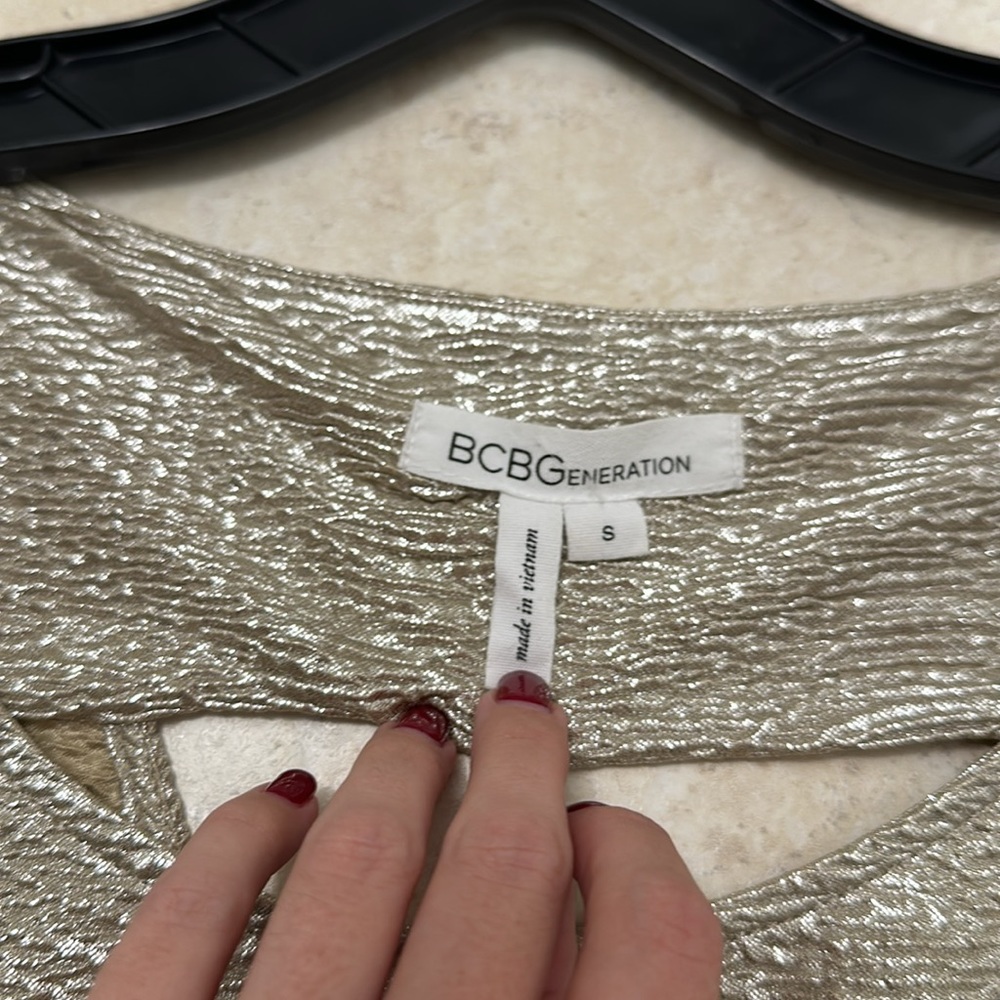 BCBGeneration Blouse - Picture 2 of 3